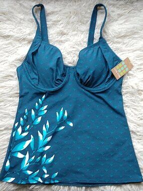 Title nine Bodacious Swim Tankini Bikini Tank Top 34C